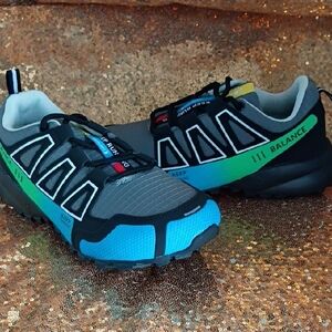 Gradient Blue-Green Running/Hiking Athletic Sneakers Men's 6.5/Women's 8